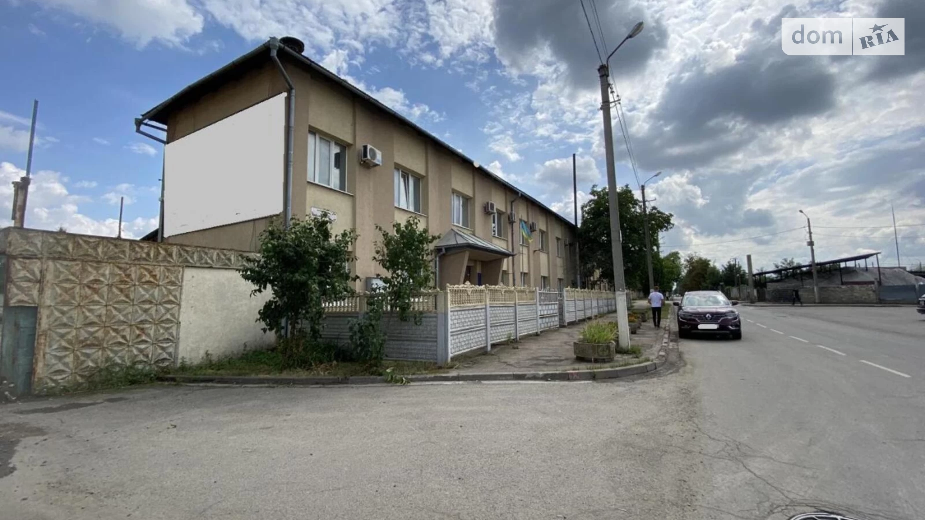Продается офис 1265 кв. м в бизнес-центре, цена: 555000 $ - фото 2