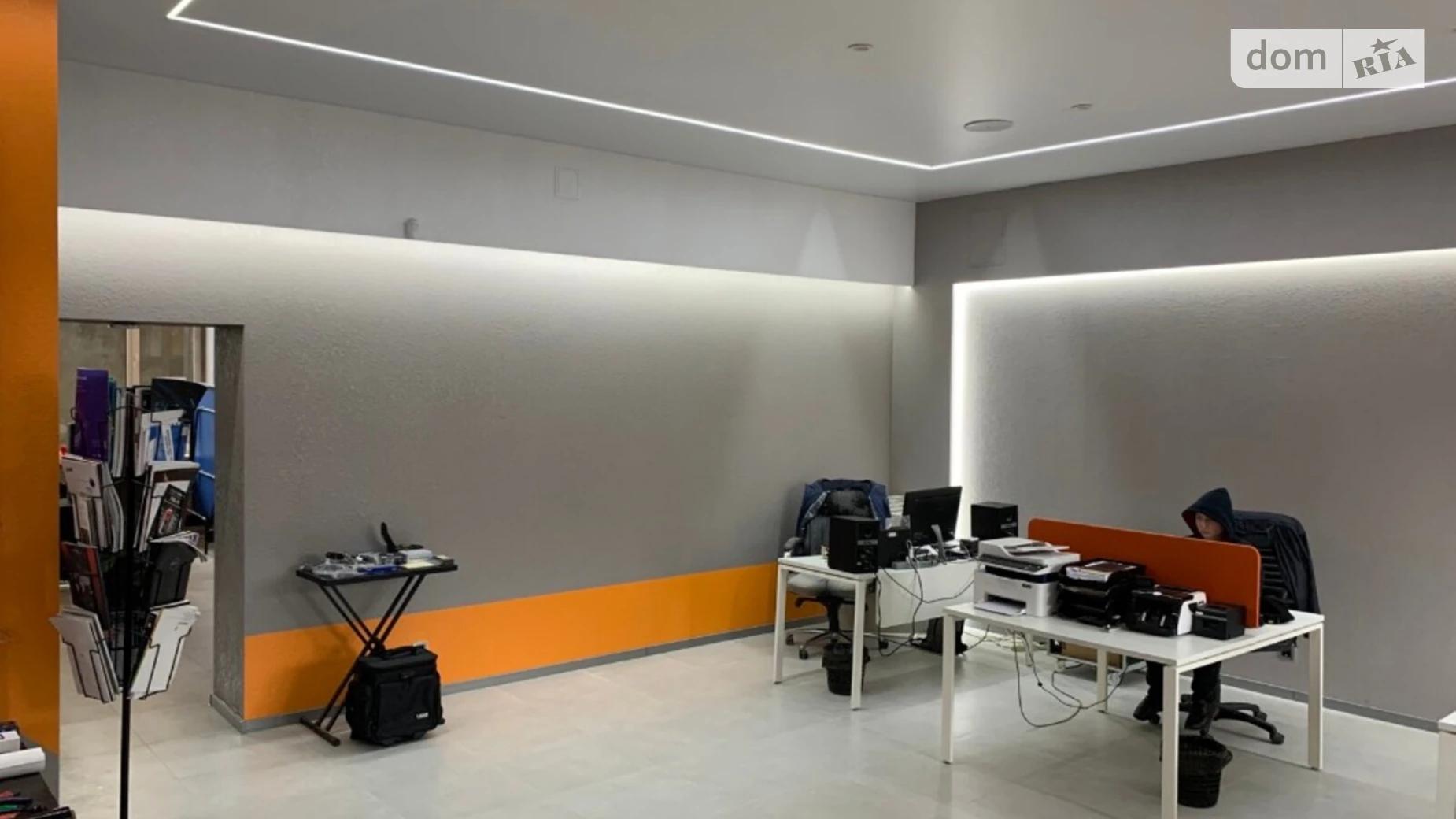 Продается офис 98 кв. м в бизнес-центре, цена: 74000 $ - фото 5