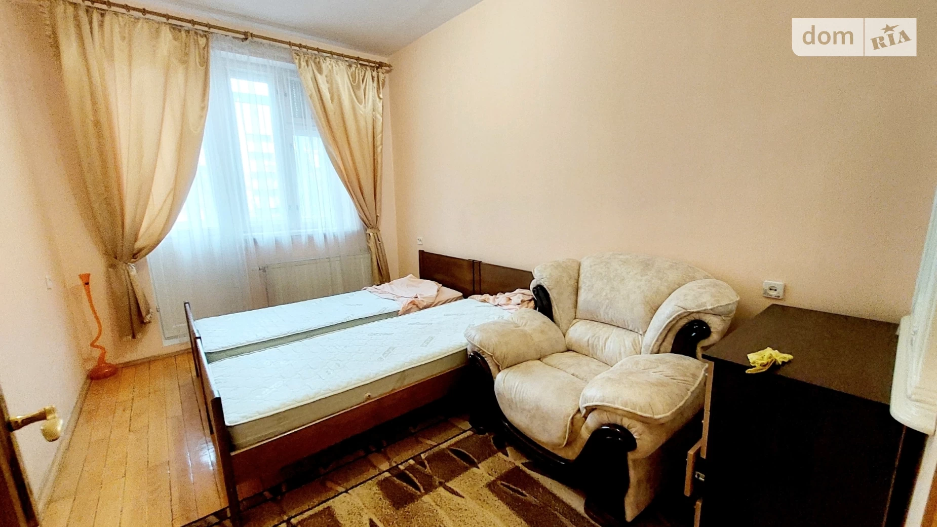 Продается 4-комнатная квартира 100 кв. м в Ужгороде, ул. Победы, 168 - фото 3