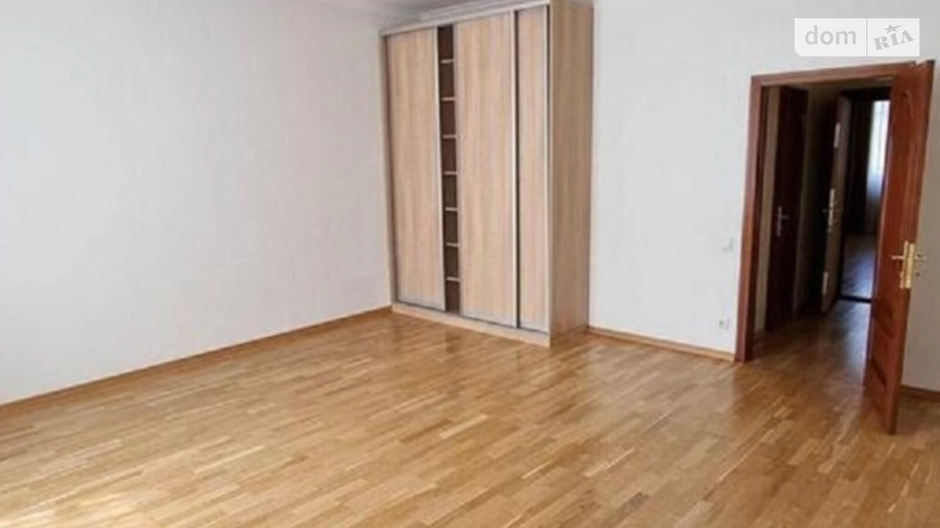 Продается 3-комнатная квартира 144 кв. м в Киеве, ул. Бульварно-Кудрявская, 36