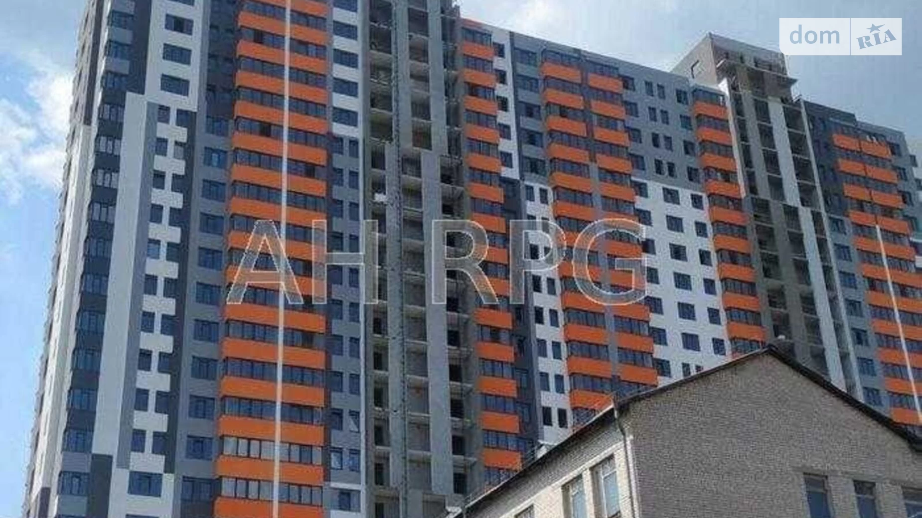 Продается 2-комнатная квартира 59 кв. м в Киеве, вул. Владимира Сосюры, 6