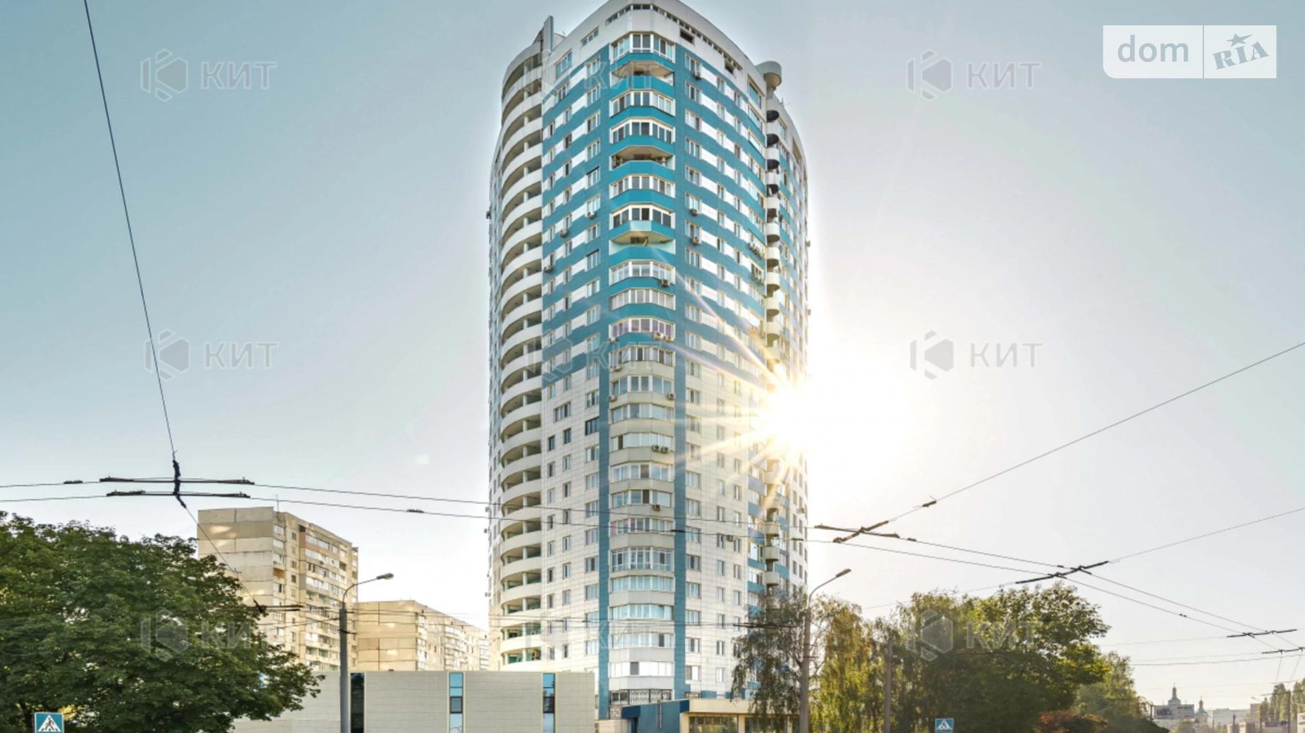 Продается 2-комнатная квартира 77 кв. м в Харькове, ул. Академика Барабашова, 36А - фото 2