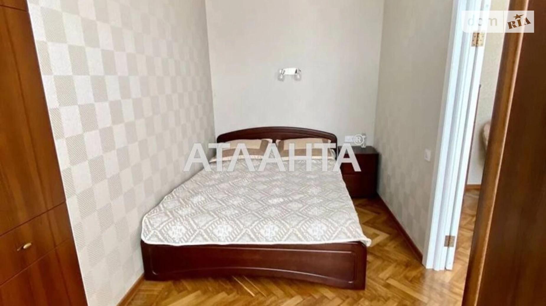 Продається 5-кімнатна квартира 151 кв. м у Одесі, вул. Старопортофранківська