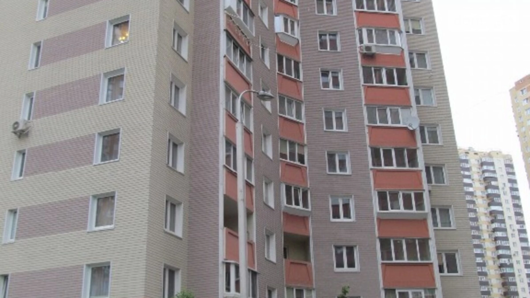 Продается 3-комнатная квартира 93 кв. м в Киеве, ул. Урловская, 34 - фото 2