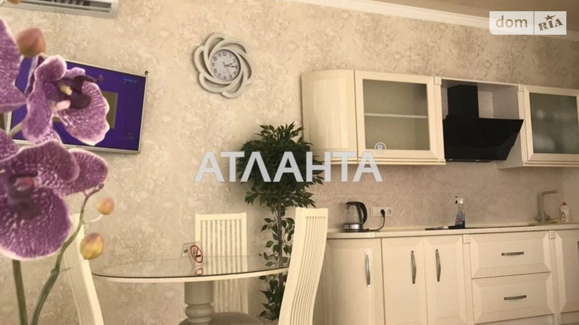 Продается 1-комнатная квартира 57 кв. м в Одессе, плато Гагаринское, 5/2 - фото 4