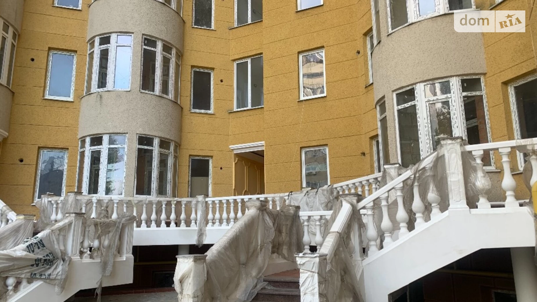 Продается 2-комнатная квартира 69.4 кв. м в Одессе, пер. Щепной