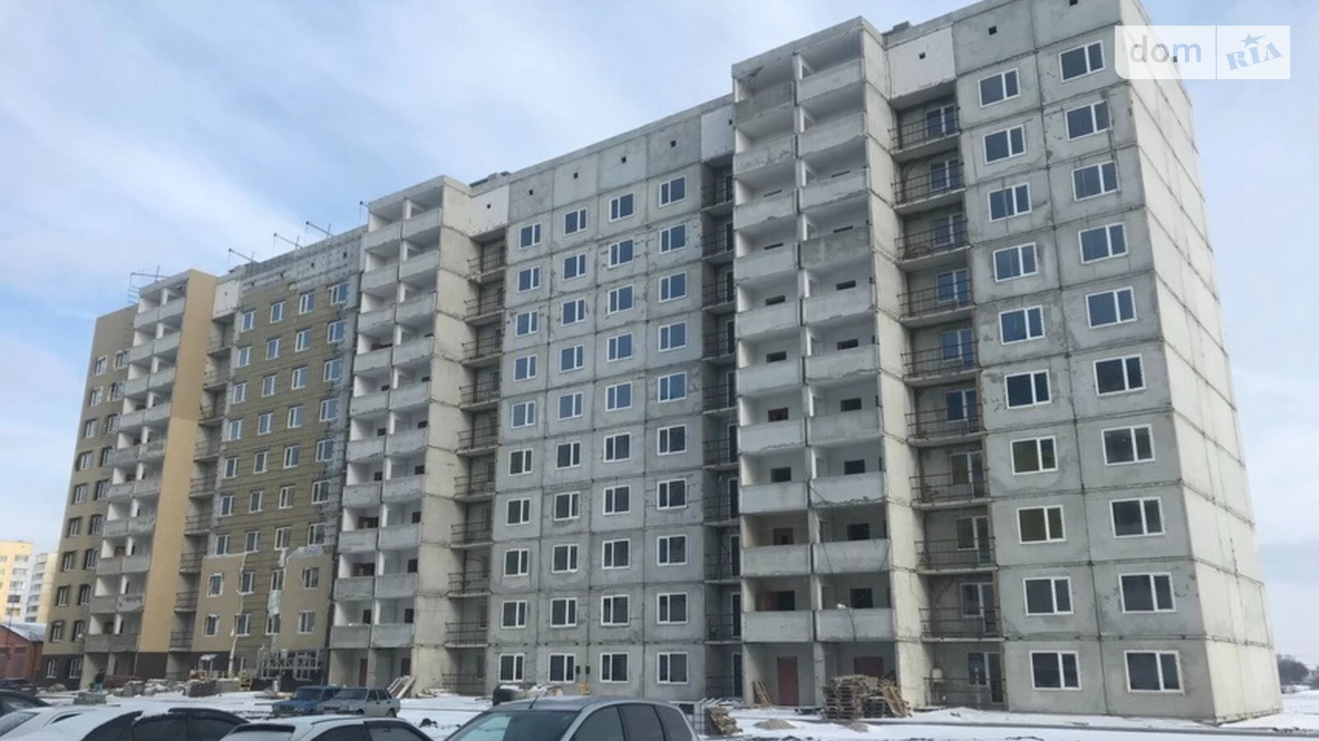 Продається 2-кімнатна квартира 69 кв. м у Полтаві, вул. Параджанова, 7