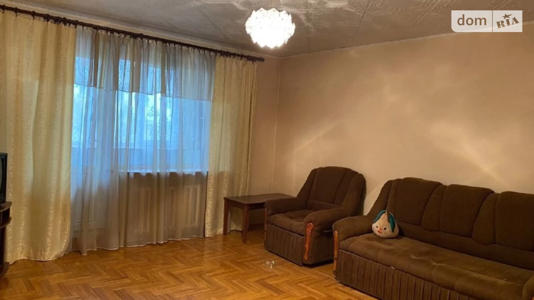 Продається 2-кімнатна квартира 70 кв. м у Одесі, вул. Бабаджаняна Маршала