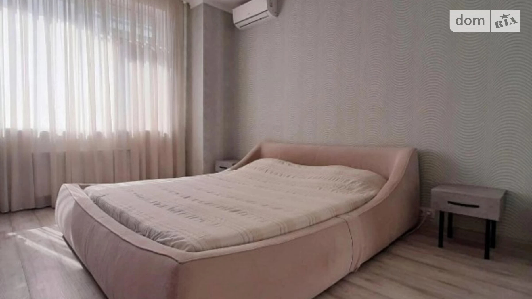 Продается 3-комнатная квартира 90 кв. м в Одессе, ул. Марсельская, 35 - фото 2