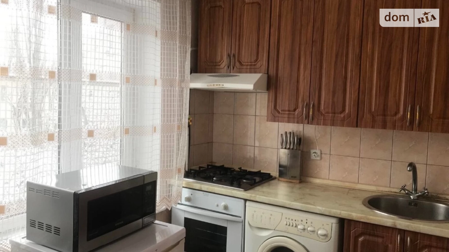 Продається 3-кімнатна квартира 60 кв. м у Києві, вул. Кубанської України - фото 2