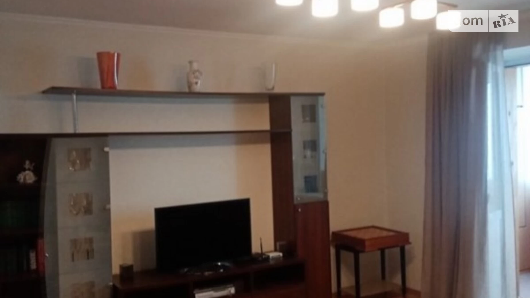 Продается 3-комнатная квартира 91 кв. м в Киеве, ул. Михаила Омельяновича-Павленко(Суворова), 19А