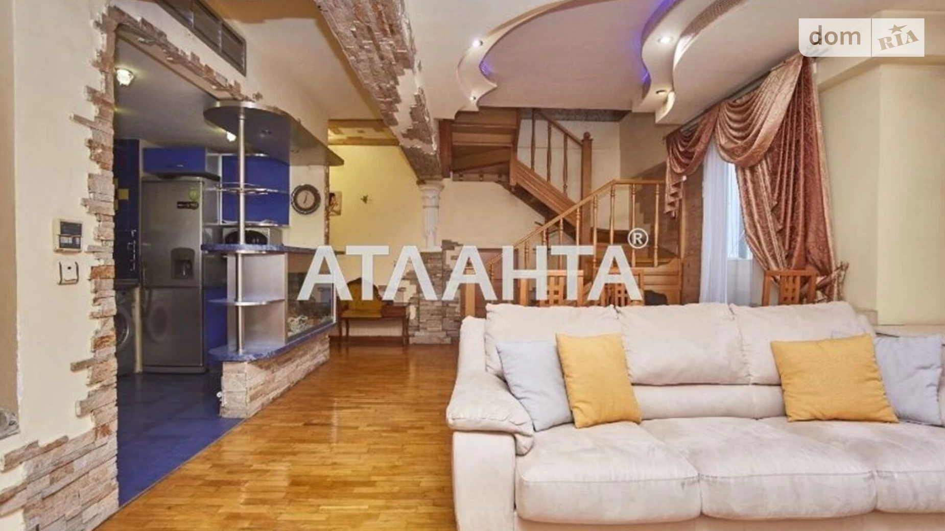 Продается 4-комнатная квартира 96 кв. м в Одессе, пер. Вице-адмирала Жукова