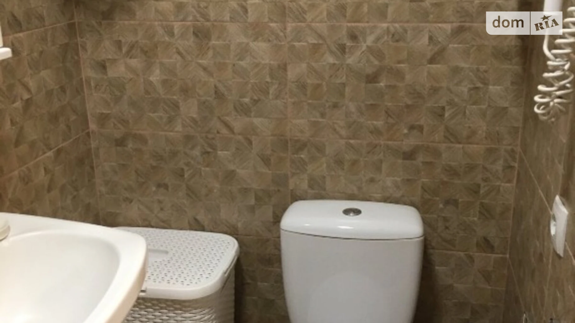 Продается одноэтажный дом 120 кв. м с гаражом, цена: 50000 $ - фото 4