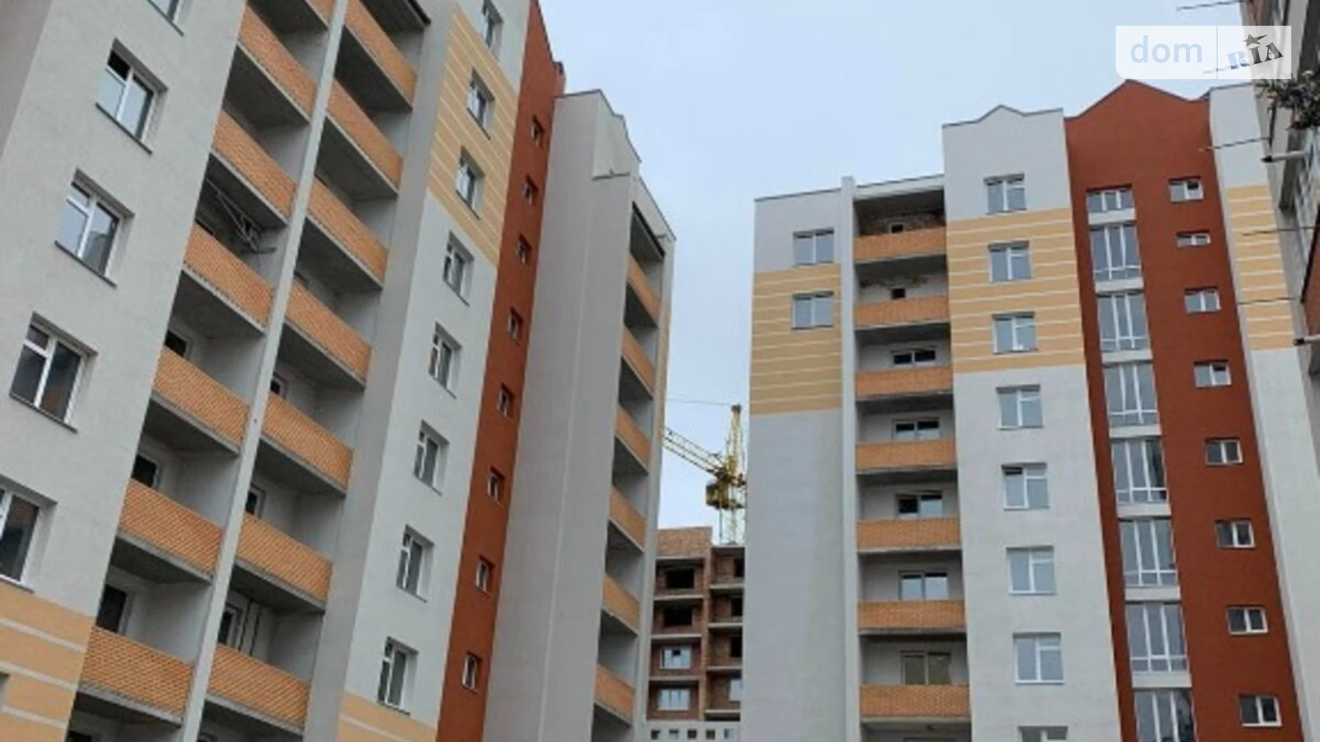 Продается 1-комнатная квартира 38 кв. м в Хмельницком, ул. Озерная
