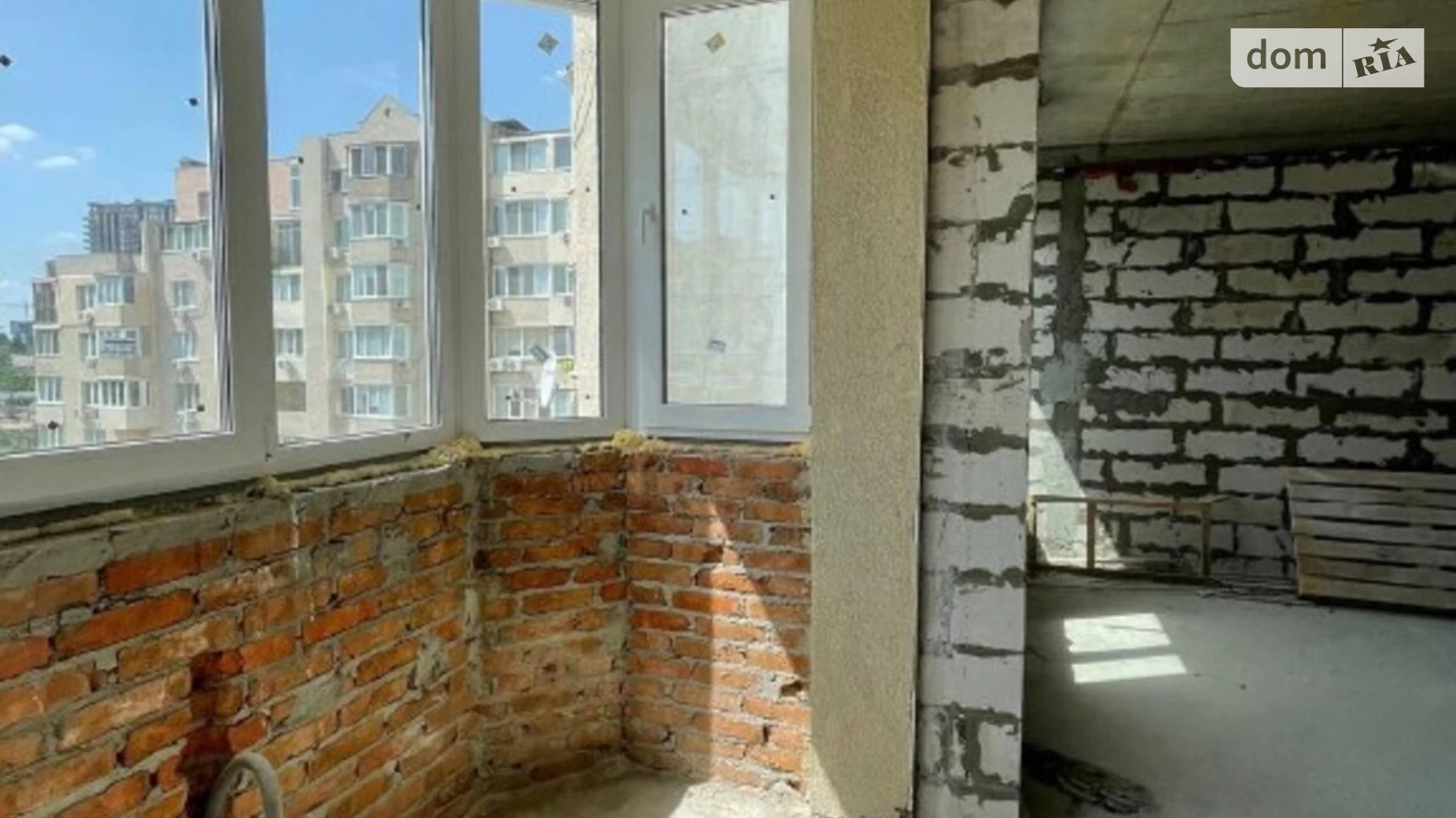 Продается 1-комнатная квартира 36 кв. м в Одессе, ул. Солнечная, 4Г