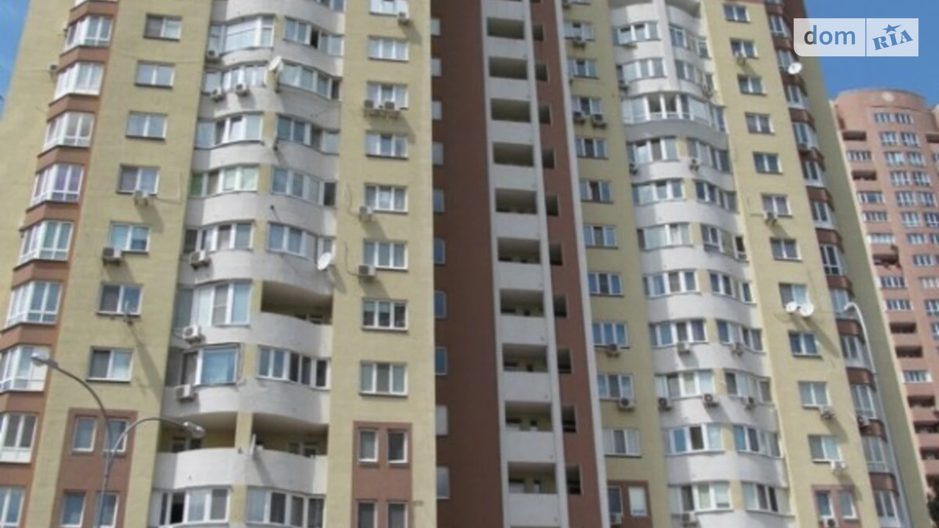 Продается 1-комнатная квартира 86 кв. м в Киеве, просп. Науки, 69