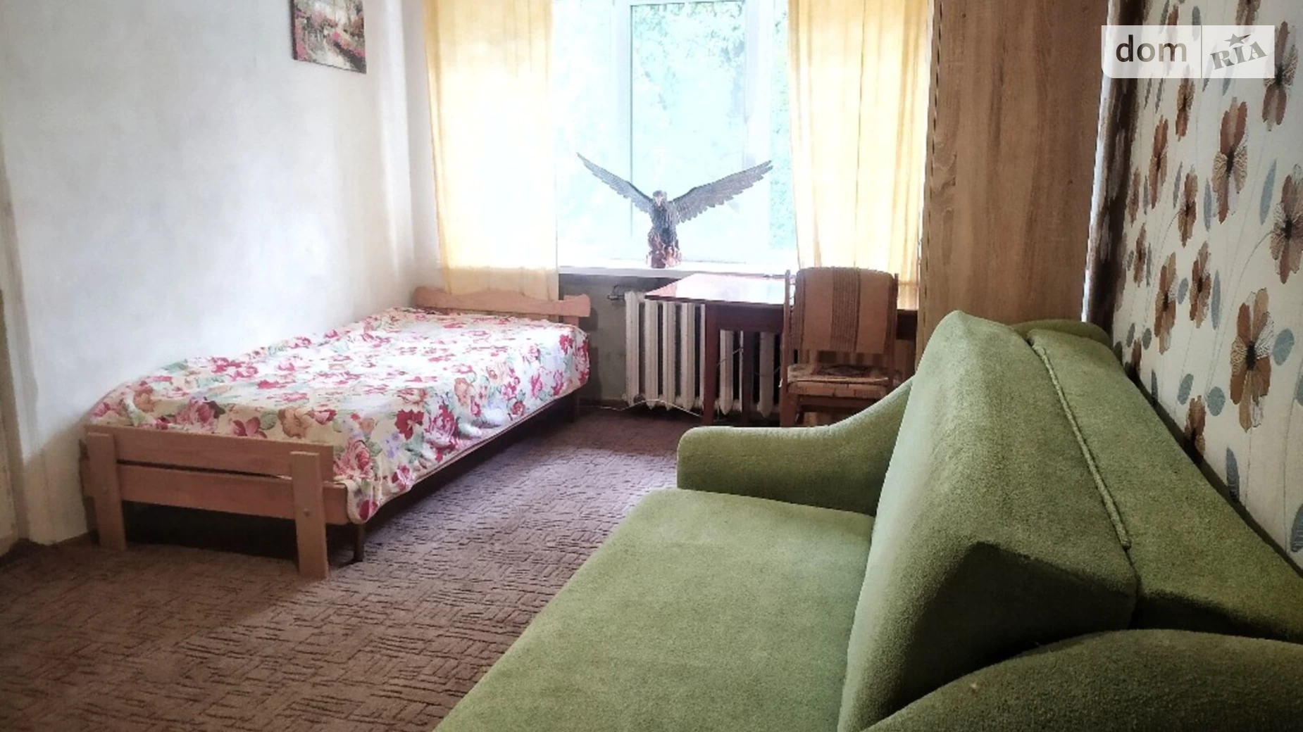 Продается 1-комнатная квартира 44.6 кв. м в Буче, ул. Стеклозаводская