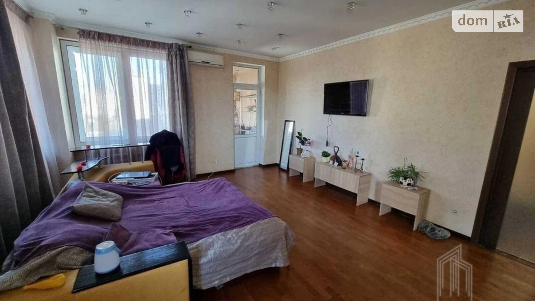 Продается 2-комнатная квартира 94 кв. м в Киеве, ул. Срибнокильская, 3А - фото 2