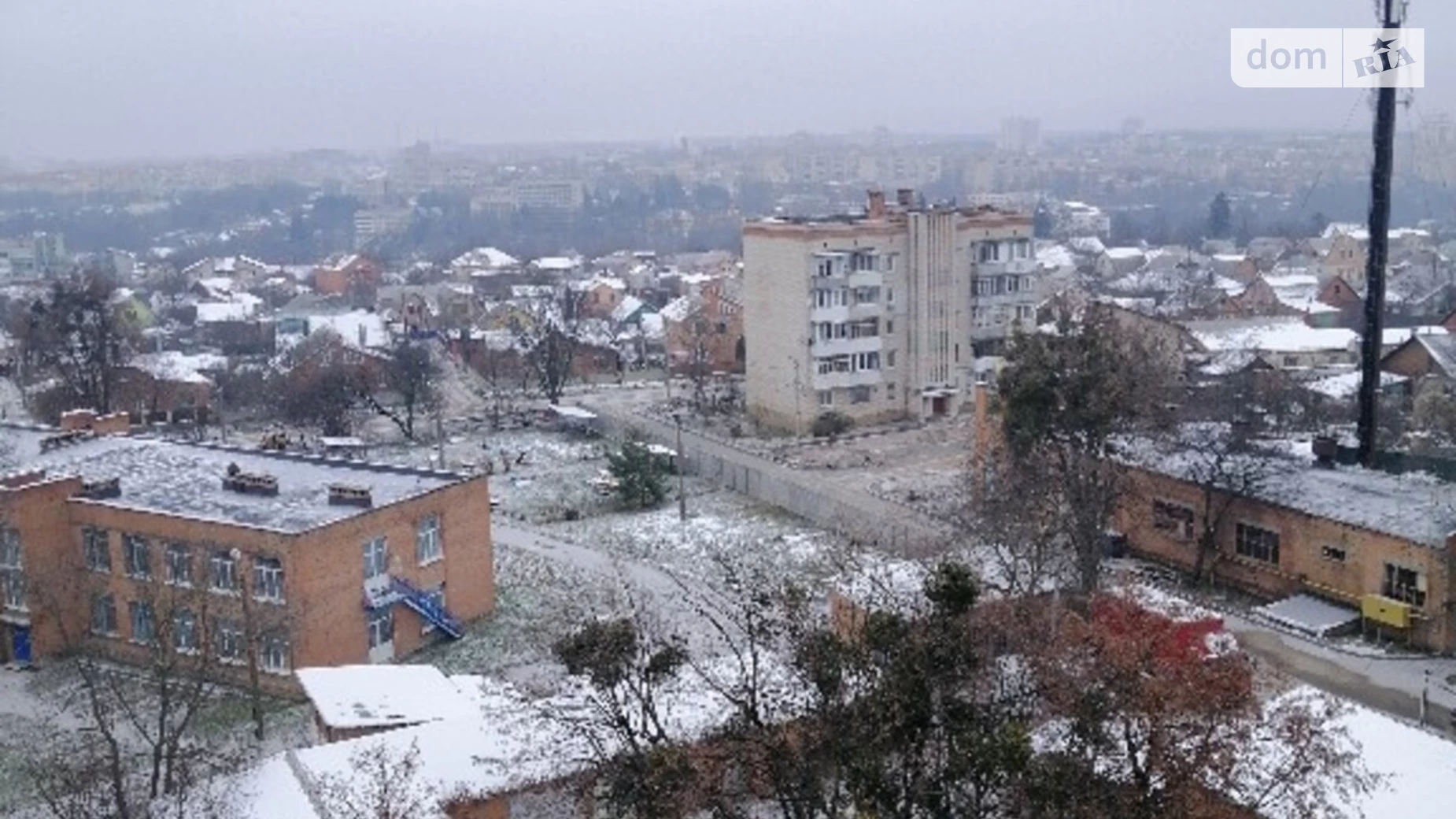 Продается 1-комнатная квартира 42 кв. м в Виннице, ул. Синеводская(Маяковского)