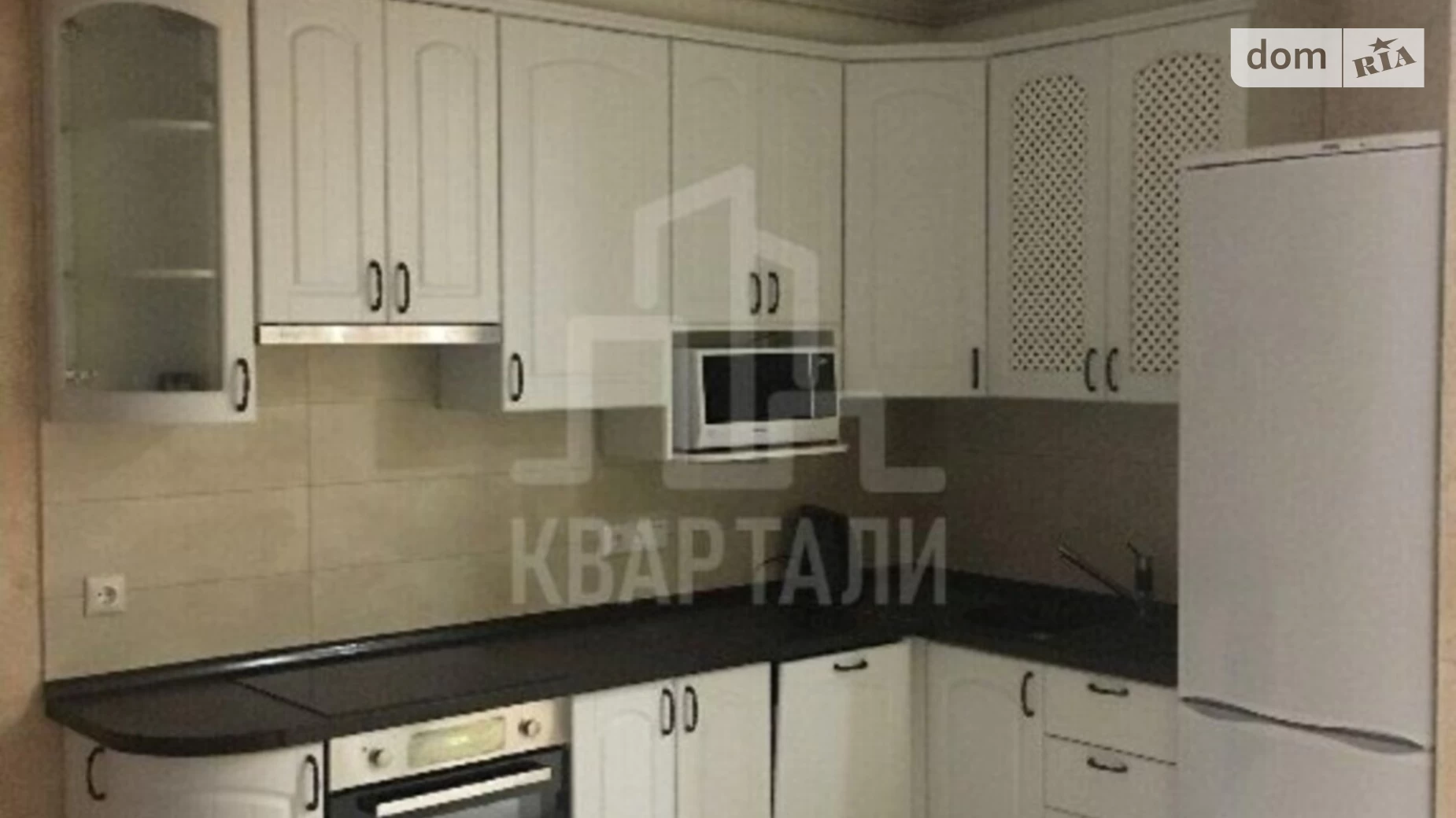 Продается 2-комнатная квартира 47 кв. м в Киеве, ул. Федора Эрнста, 16А