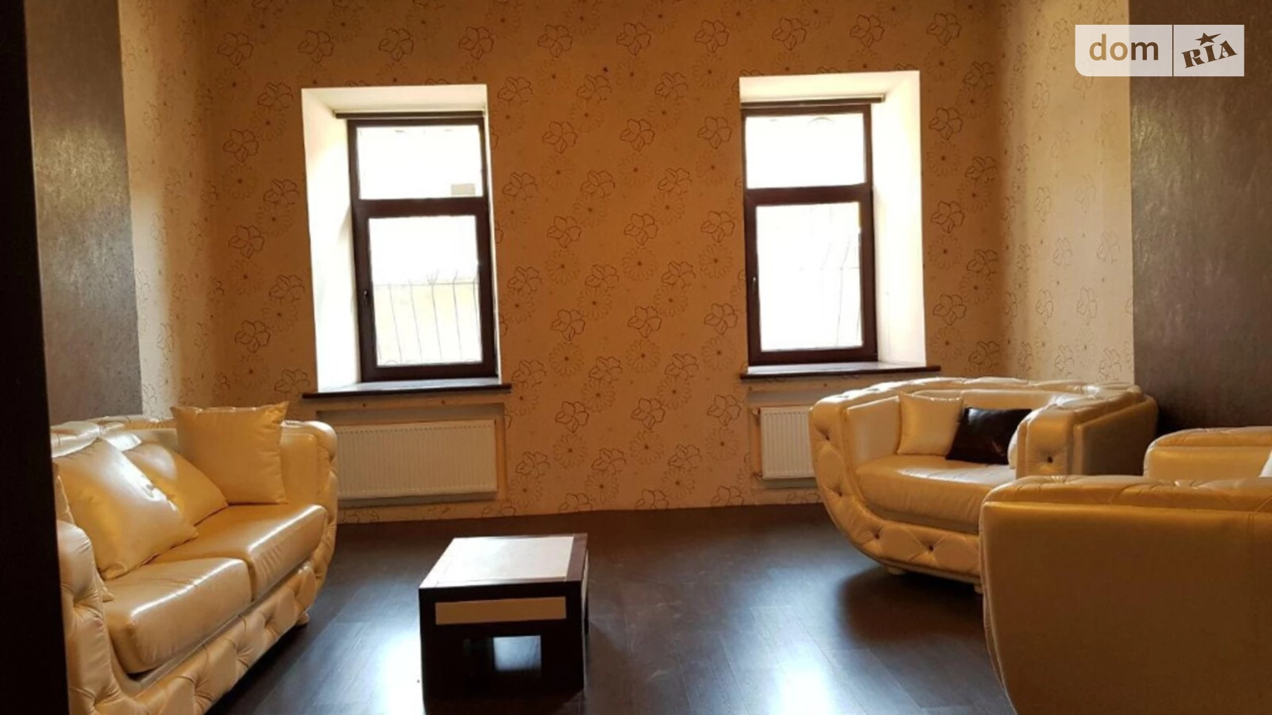 Продається 3-кімнатна квартира 99 кв. м у Одесі, вул. Ольгіївська