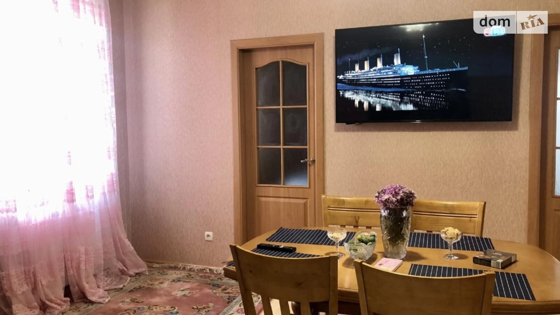 Продается 3-комнатная квартира 70 кв. м в Одессе, ул. Михаила Грушевского