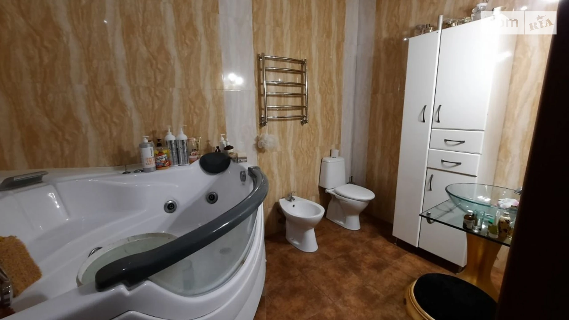 Продается дом на 2 этажа 287.3 кв. м с бассейном, цена: 250000 $ - фото 4