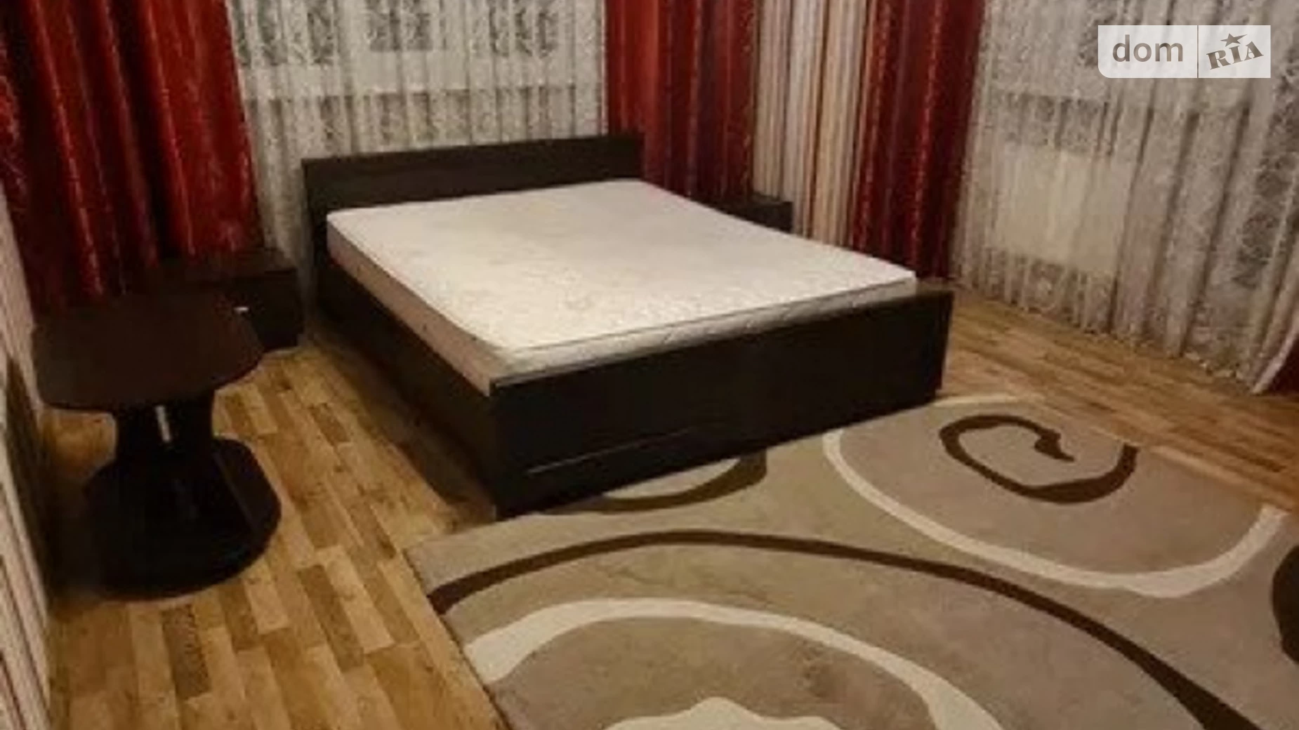 Продается 3-комнатная квартира 82 кв. м в Харькове, ул. Гвардейцев-Широнинцев, 33