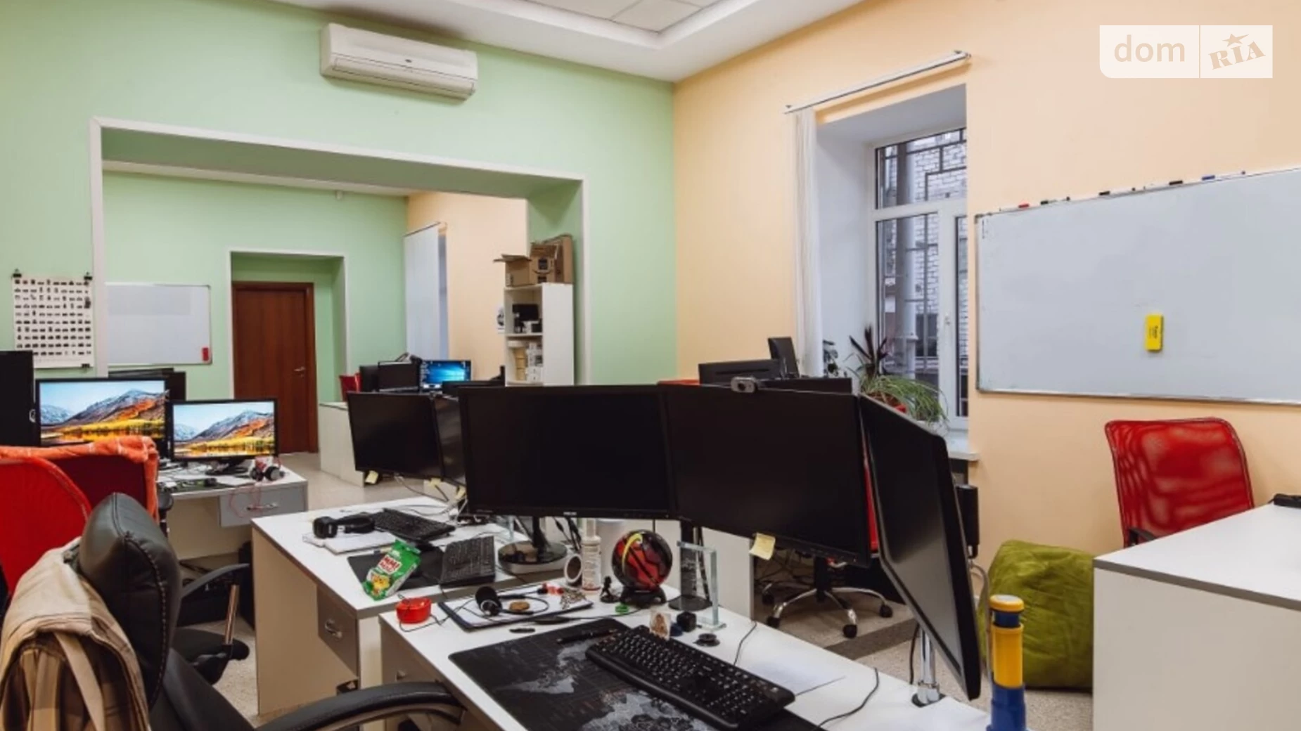 Сдается в аренду офис 195 кв. м в бизнес-центре, цена: 1950 $ - фото 3