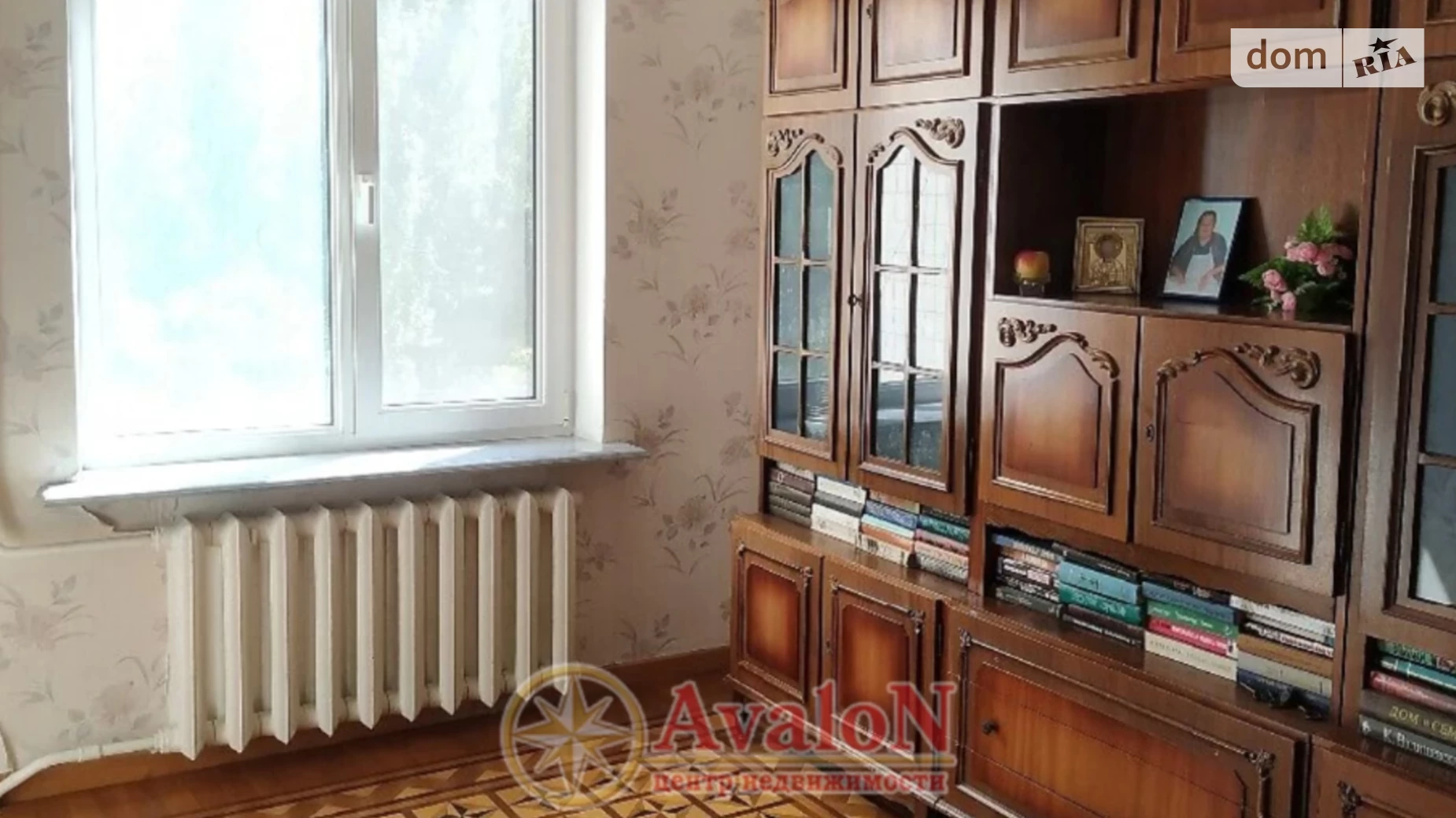 Продается 4-комнатная квартира 98 кв. м в Одессе, просп. Добровольского