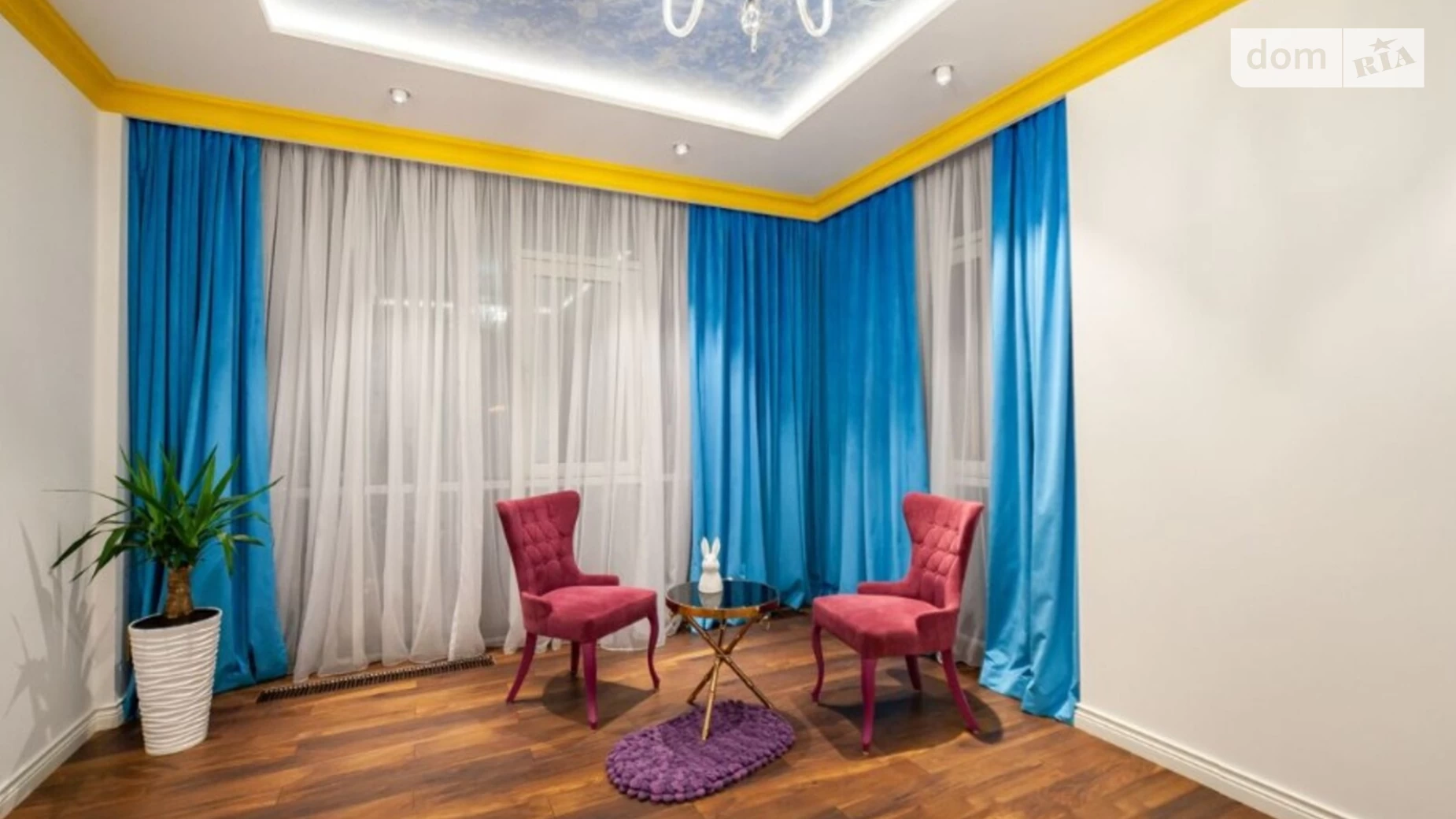 Продается 2-комнатная квартира 100 кв. м в Одессе, бул. Французский, 60Г