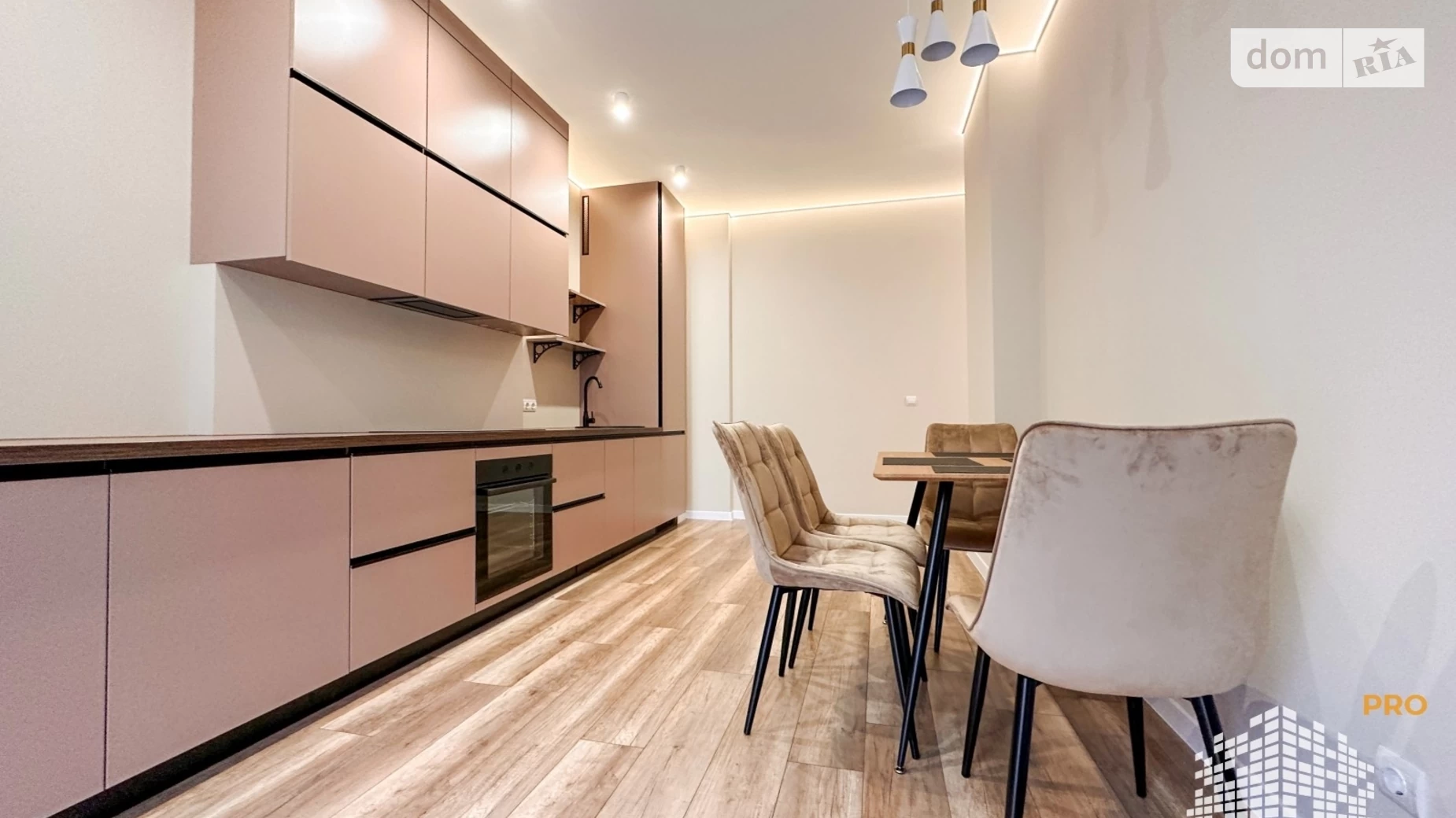 Продається 2-кімнатна квартира 66.6 кв. м у Ужгороді, цена: 150000 $ - фото 3