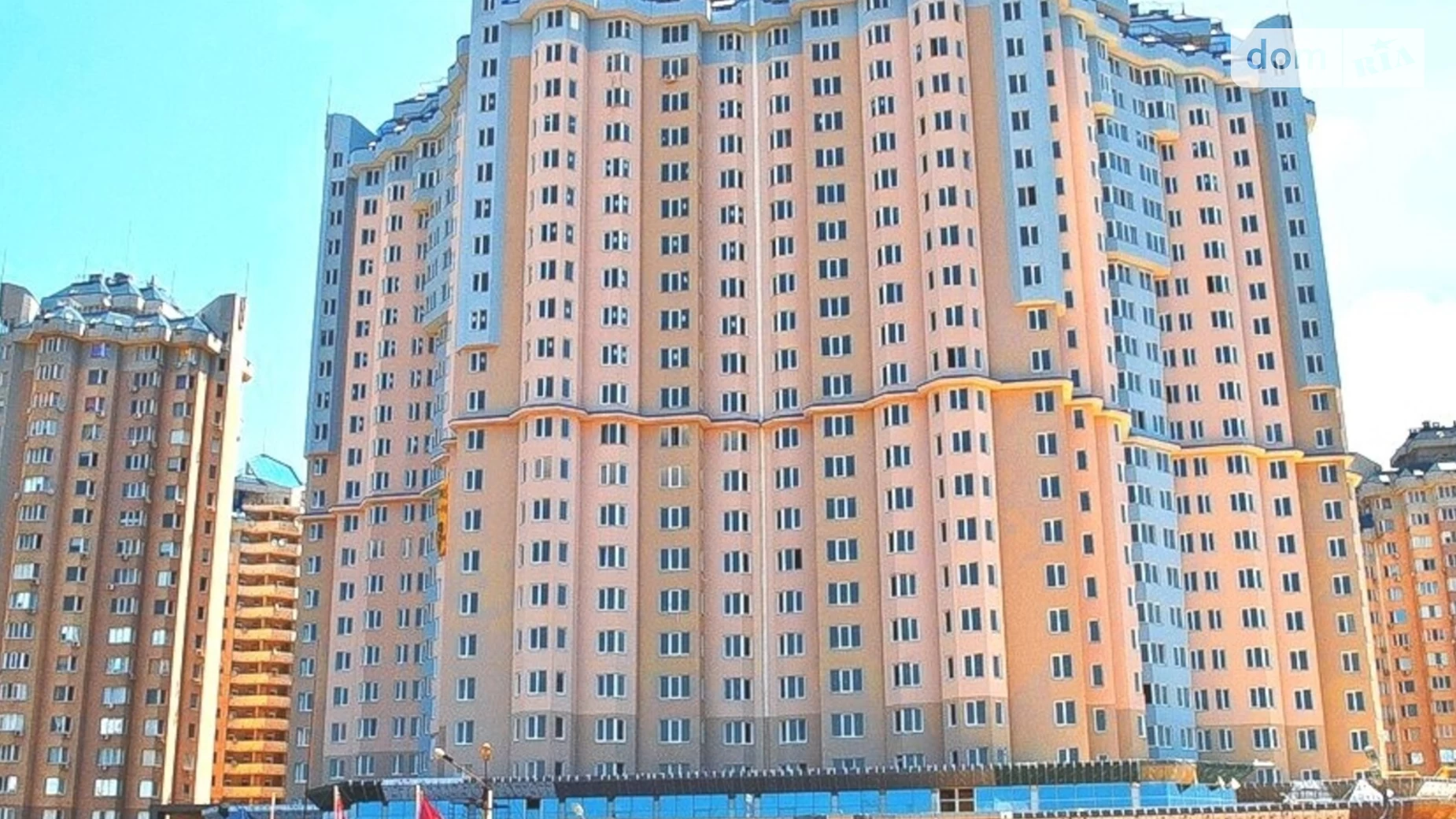 Продается 2-комнатная квартира 85 кв. м в Одессе, ул. Среднефонтанская, 19А - фото 2