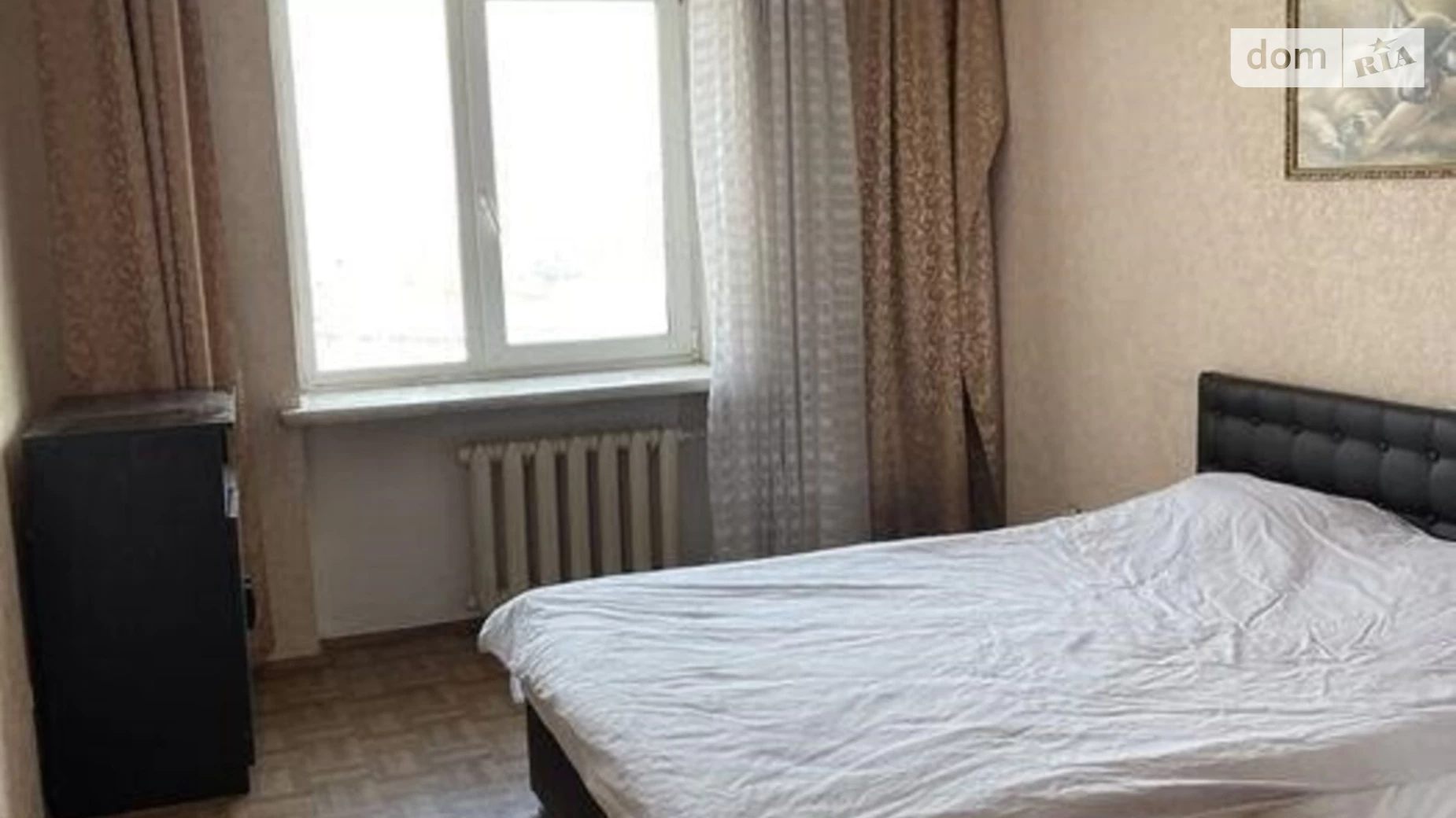 Продается 3-комнатная квартира 106 кв. м в Киеве, ул. Ревуцкого, 5