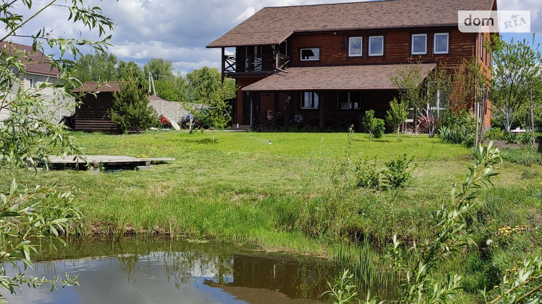 Продается дом на 2 этажа 250 кв. м с верандой, цена: 189900 $ - фото 2