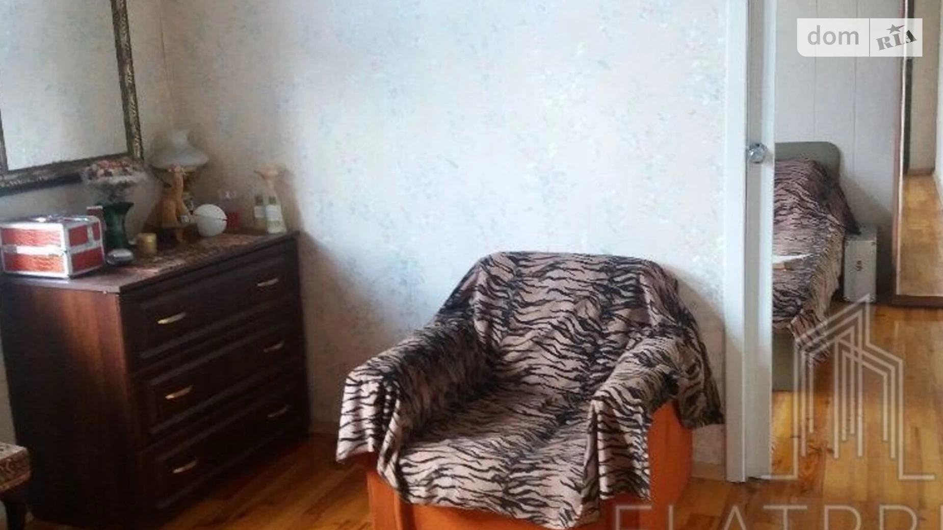 Продается 2-комнатная квартира 64 кв. м в Киеве, ул. Василия Чумака, 13