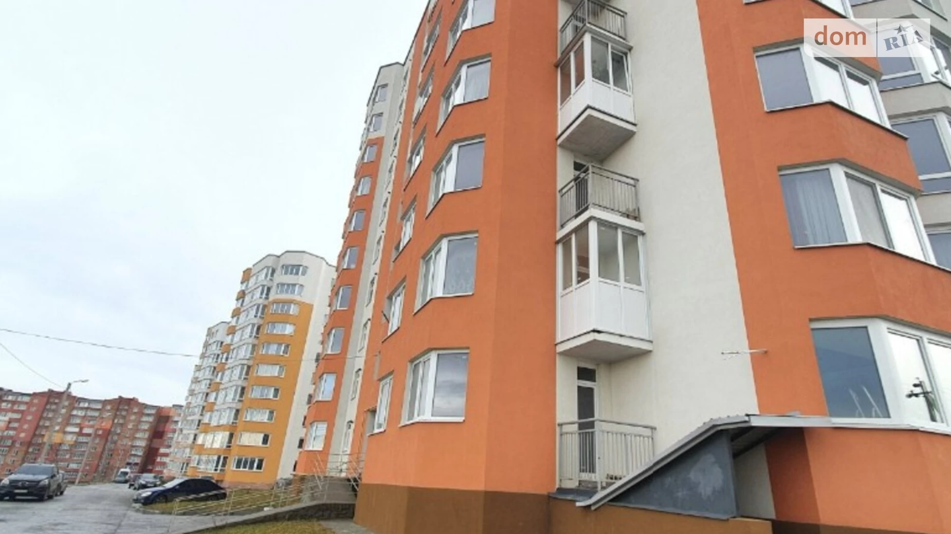 Продается 3-комнатная квартира 90 кв. м в Хмельницком, ул. Строителей