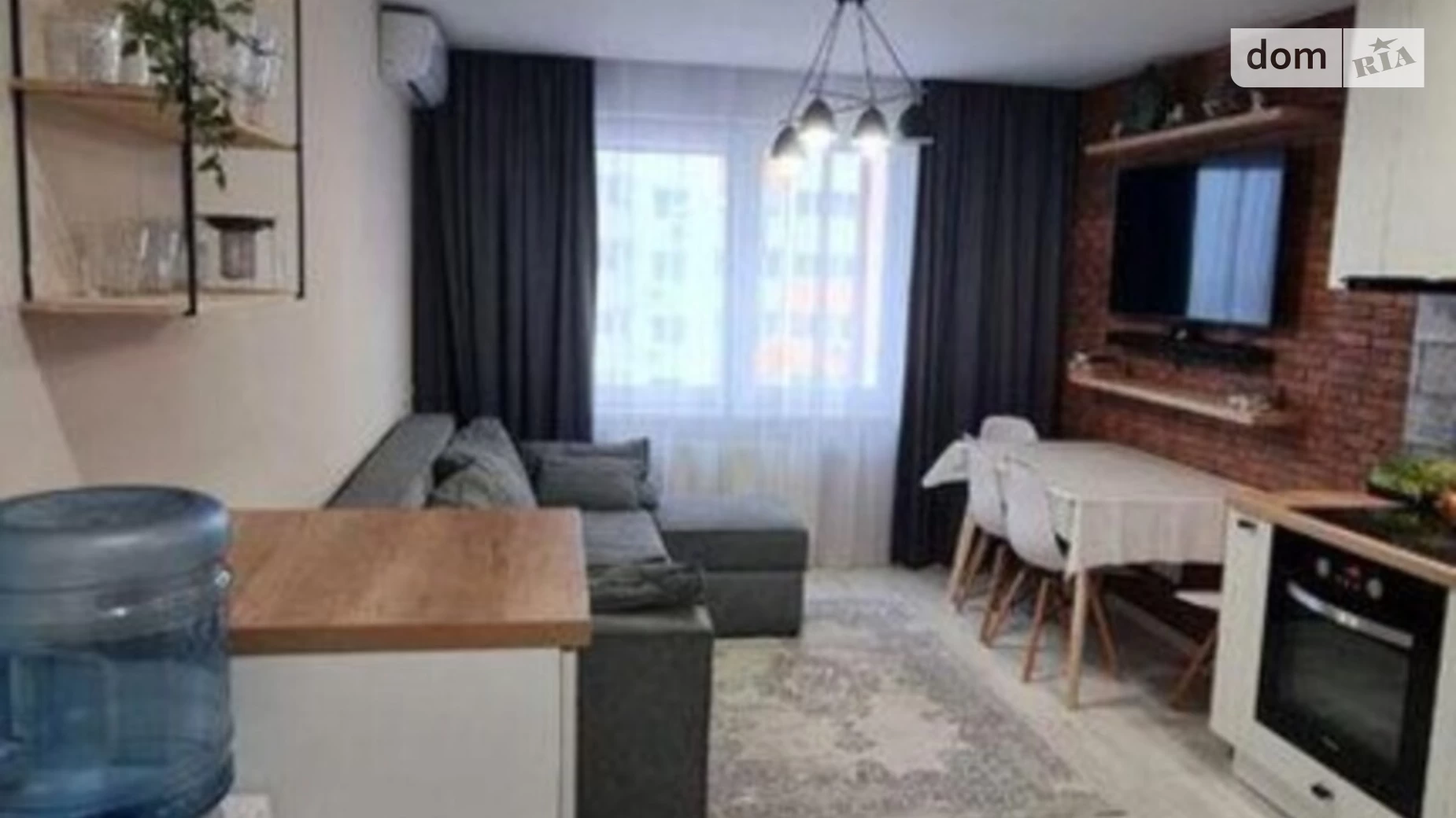 Продается 3-комнатная квартира 90 кв. м в Киеве, ул. Ломоносова, 36В