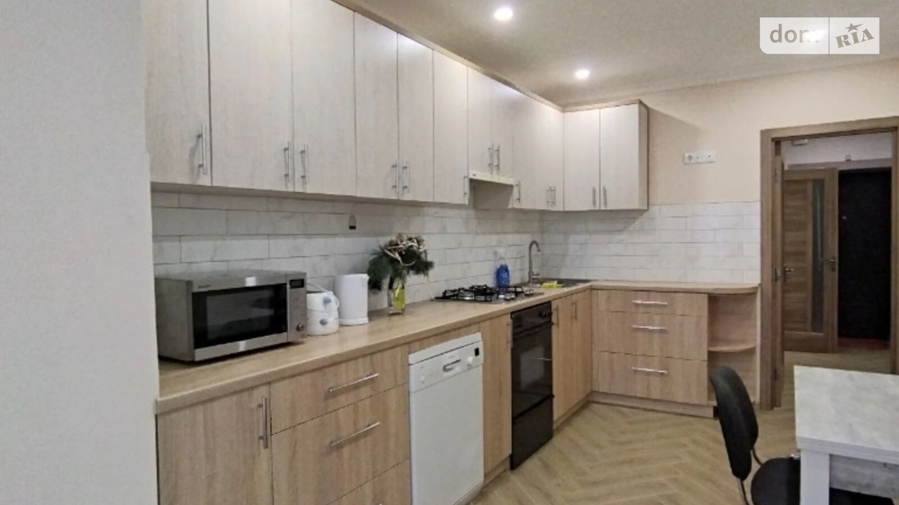 Сдается в аренду 1-комнатная квартира 451 кв. м в Ивано-Франковске, ул. Национальной Гвардии(Советской Армии) - фото 4