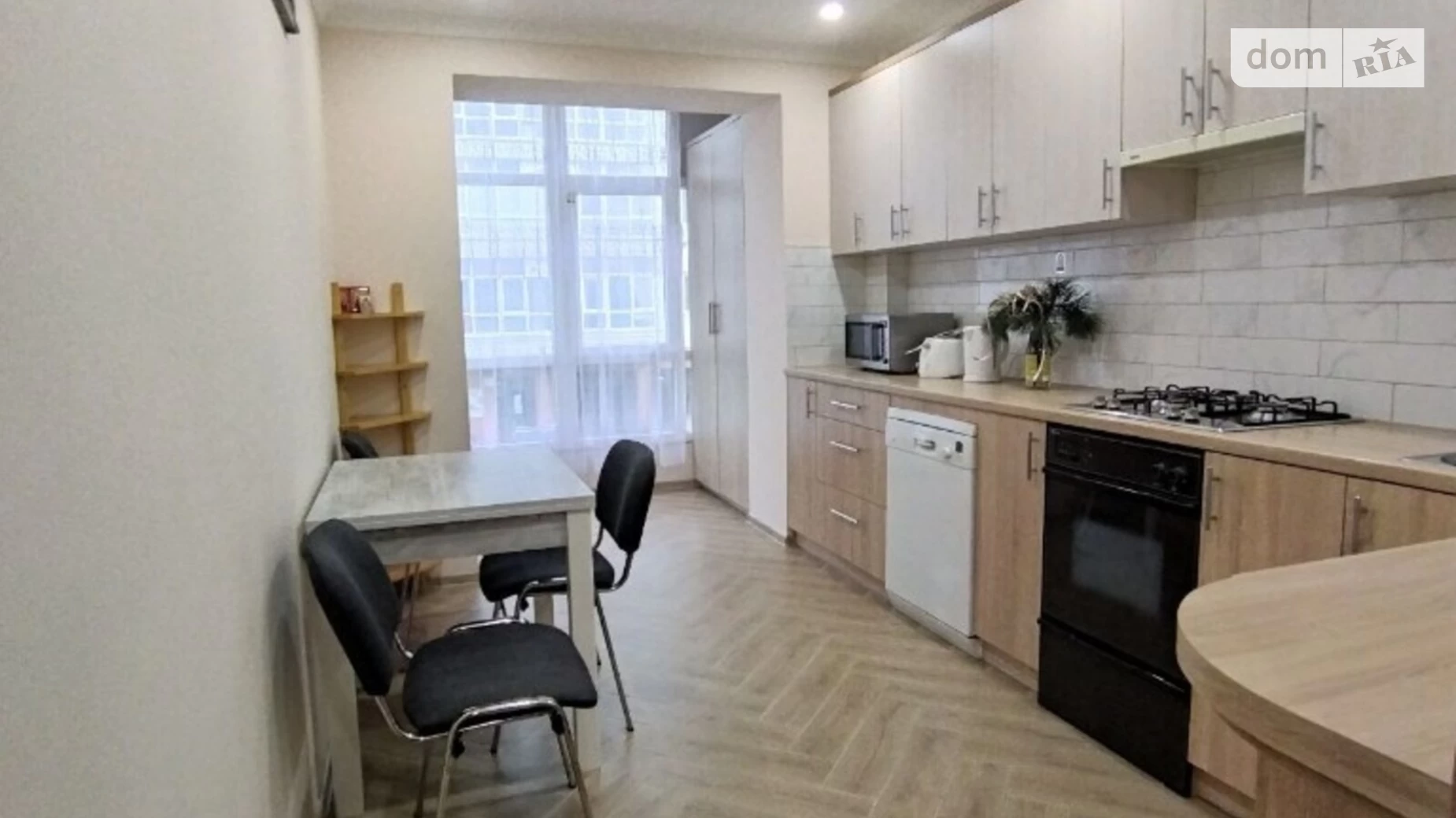 Сдается в аренду 1-комнатная квартира 451 кв. м в Ивано-Франковске, ул. Национальной Гвардии(Советской Армии) - фото 5