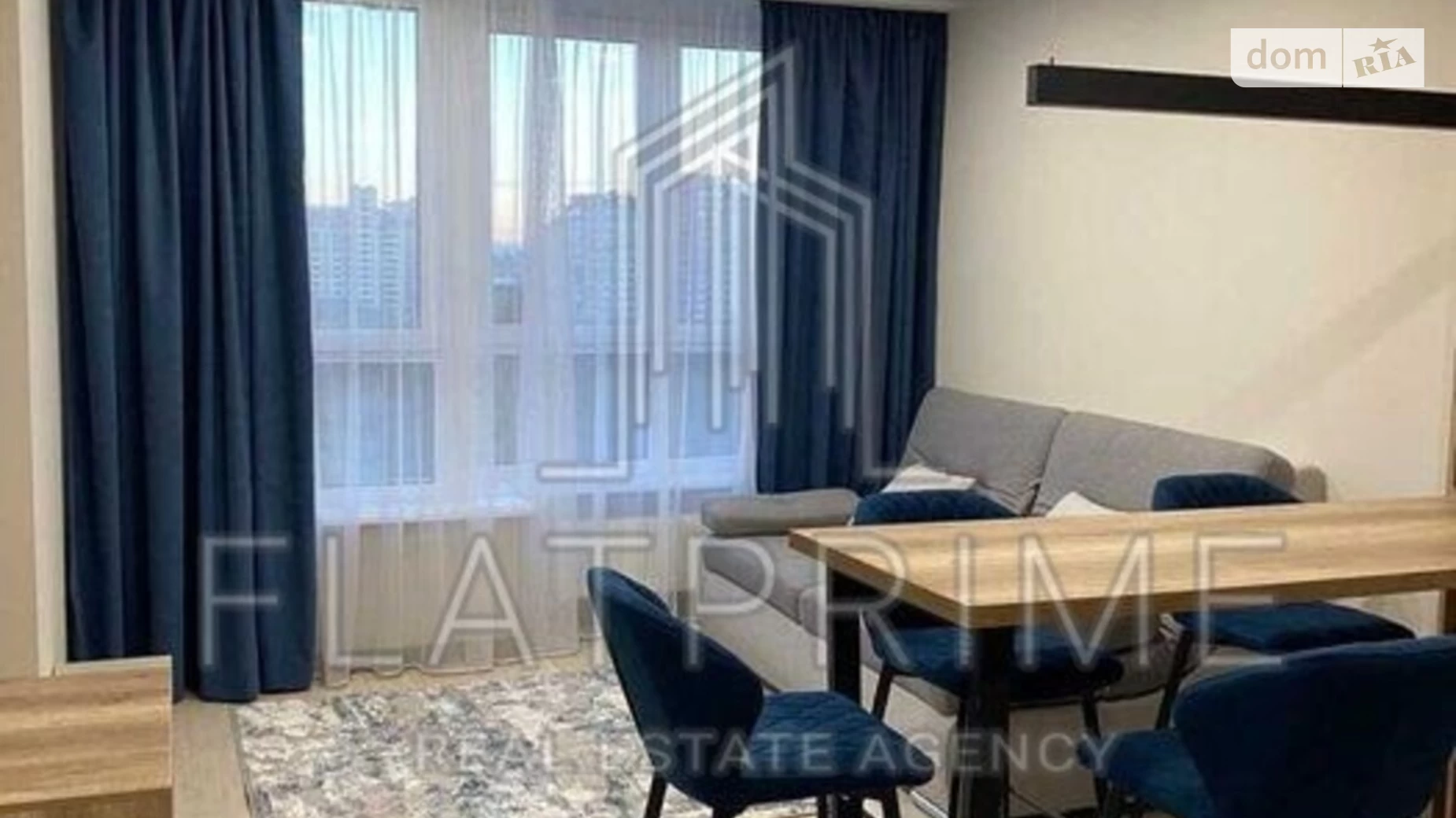 Продается 1-комнатная квартира 53 кв. м в Киеве, ул. Михаила Максимовича, 32