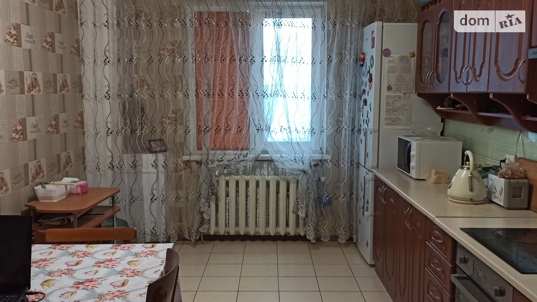 Продається 3-кімнатна квартира 97 кв. м у Василькові, вул. Першого Травня, 12/1