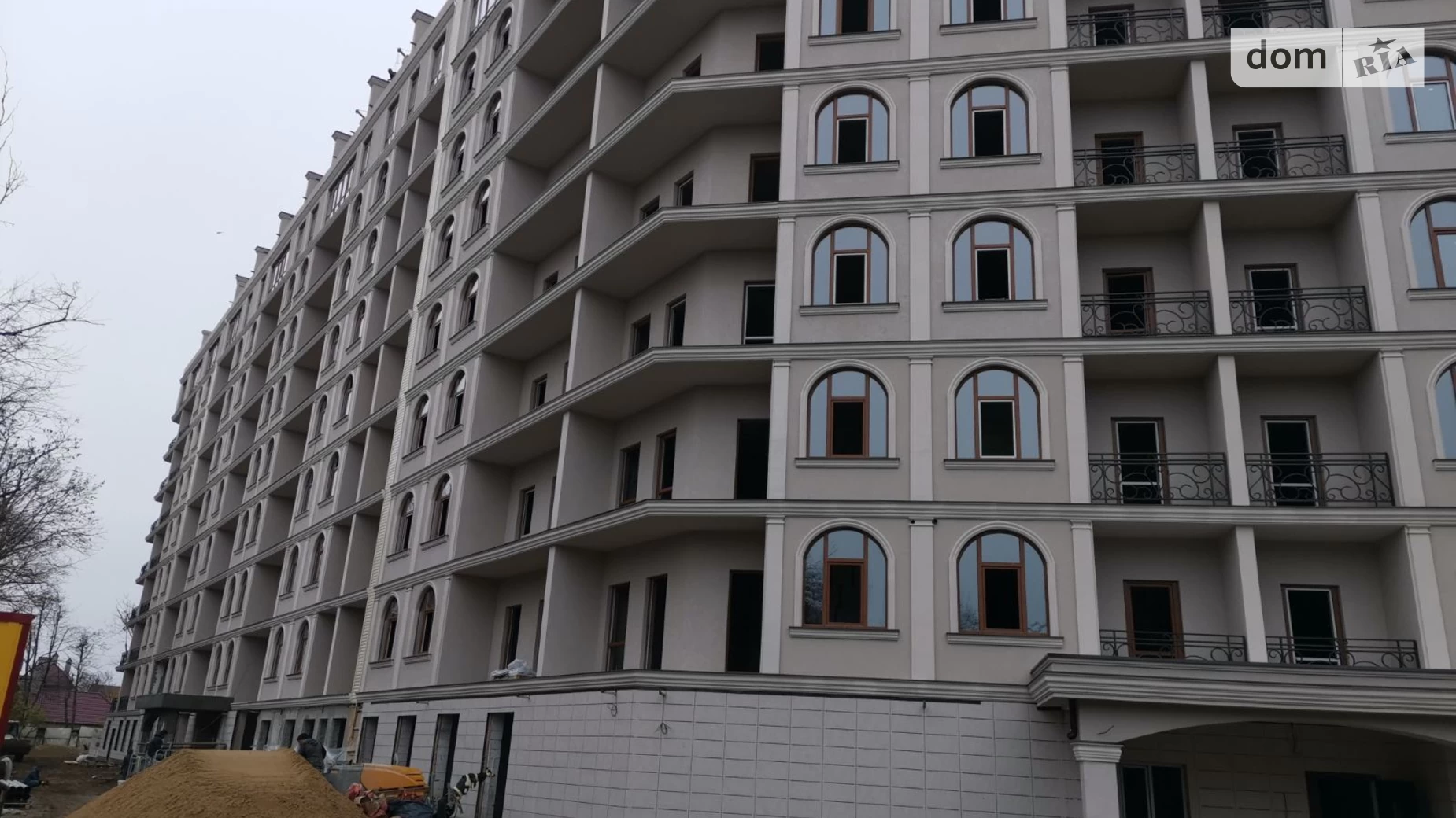 Продається 1-кімнатна квартира 46.8 кв. м у Одесі, вул. Дача Ковалевського, 91