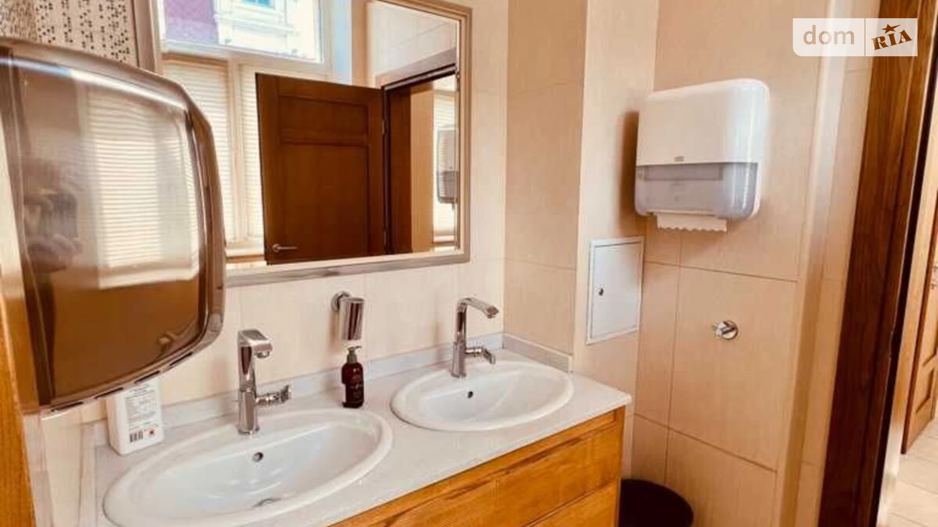 Сдается в аренду офис 518 кв. м в бизнес-центре, цена: 6500 $ - фото 4
