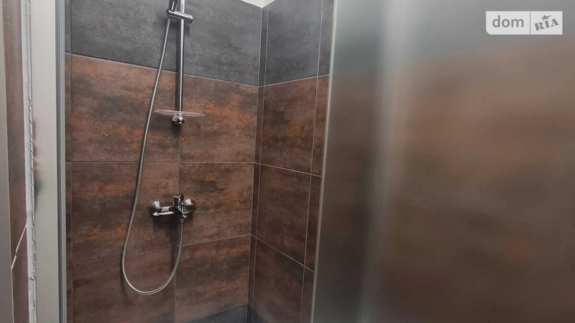 Сдается в аренду офис 2000 кв. м в бизнес-центре, цена: 30000 $ - фото 2