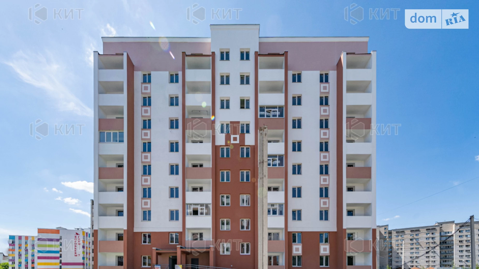 Продается 2-комнатная квартира 57 кв. м в Харькове, ул. Академика Барабашова, 10А