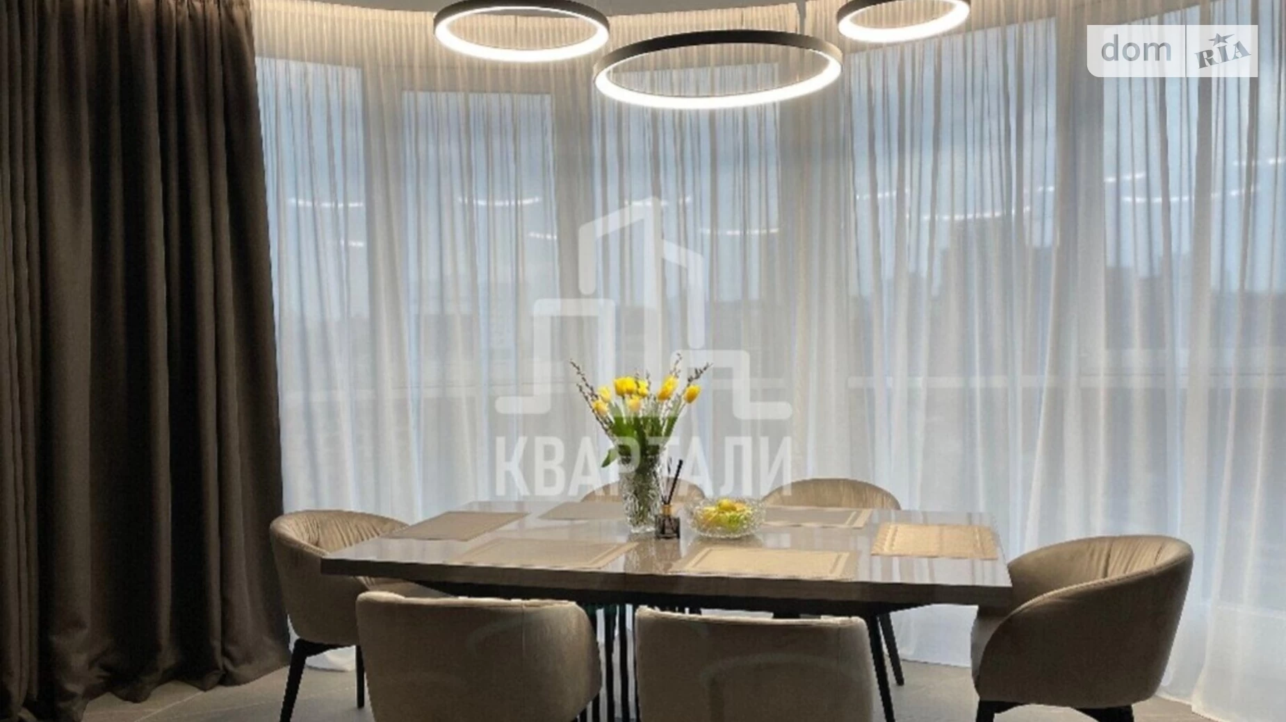 Продается 3-комнатная квартира 118 кв. м в Киеве, пр. Глубочицкий, 73