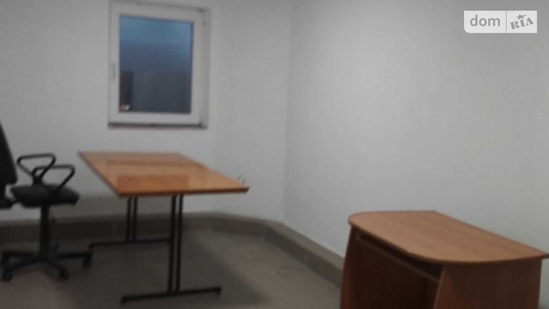 Сдается в аренду офис 35 кв. м в бизнес-центре, цена: 200 $ - фото 2