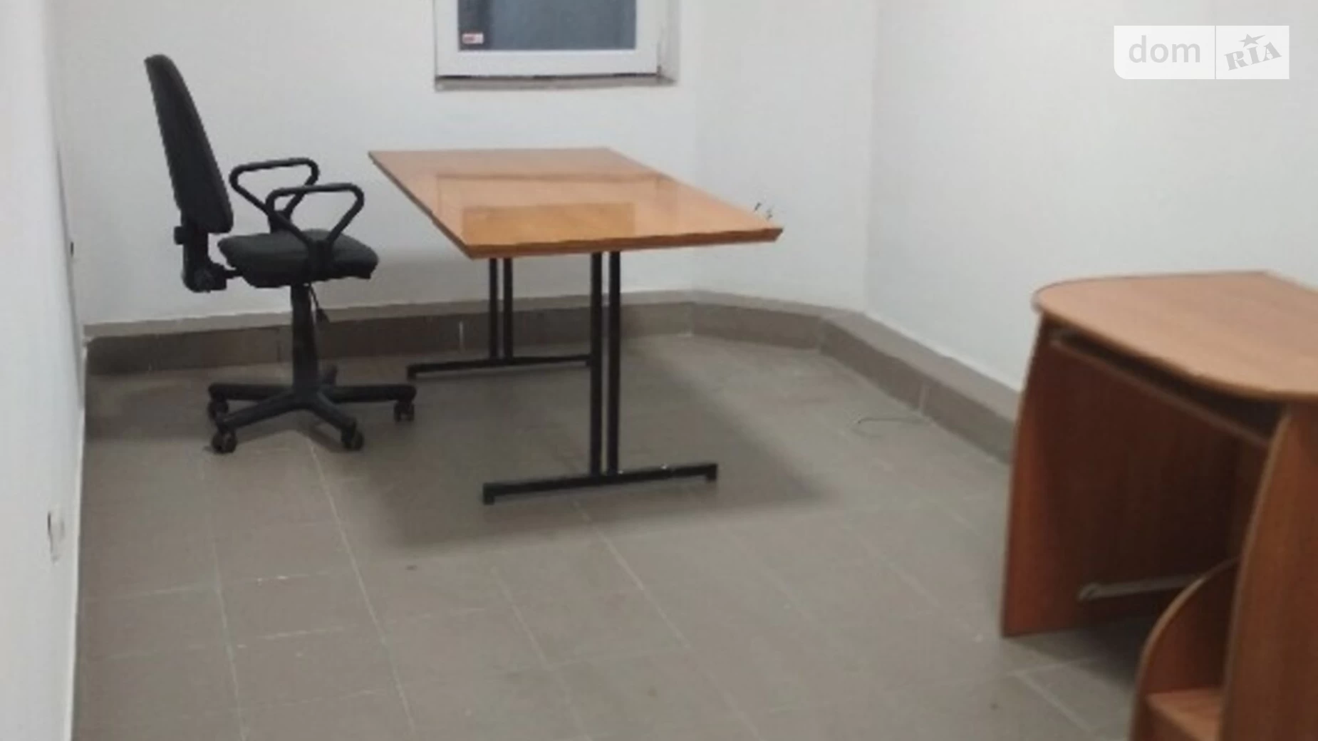 Сдается в аренду офис 35 кв. м в бизнес-центре, цена: 200 $ - фото 3