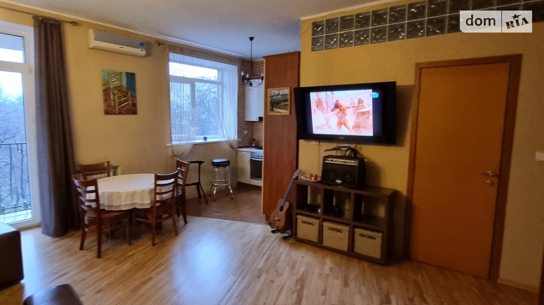 Продается 2-комнатная квартира 55 кв. м в Днепре, пер. Героев Крут, 4